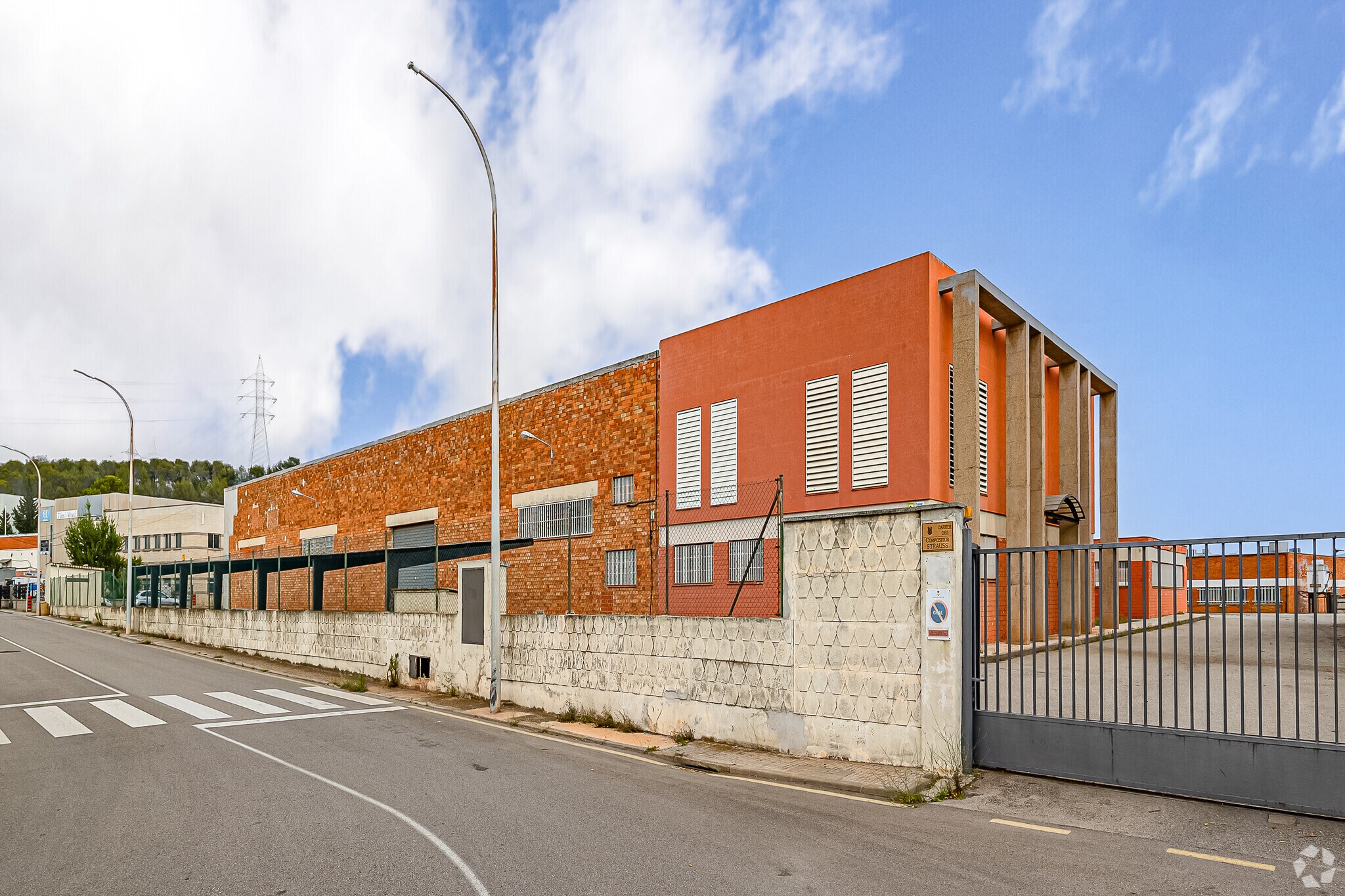 Industriel/Logistique dans Rubí, Barcelona à vendre Photo de l’immeuble– Image 1 sur 9