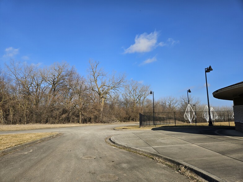 2780 Channahon Rd, Joliet, IL à vendre - Photo de l’immeuble – Image 3 sur 9