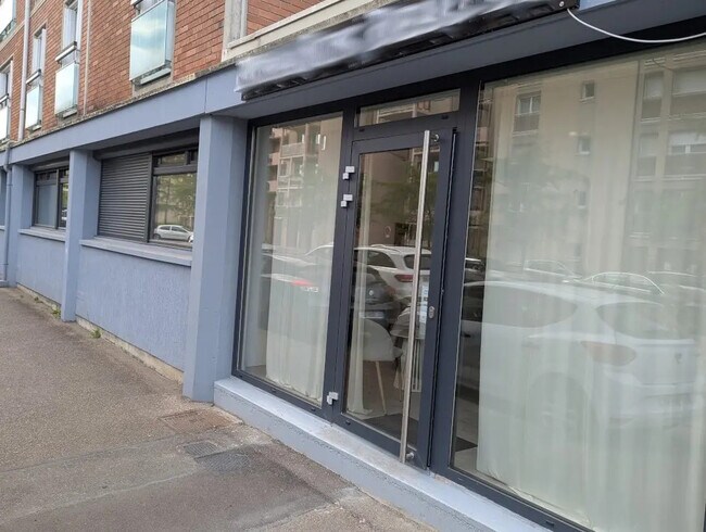 Plus de détails pour Industriel/Logistique à louer