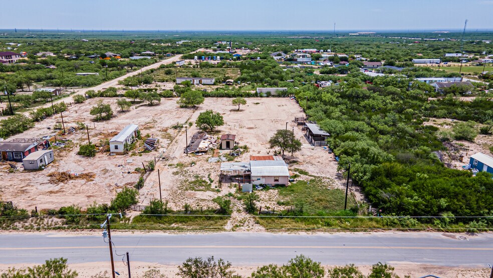 309 Main ave, Laredo, TX à louer - Aérien – Image 1 sur 12