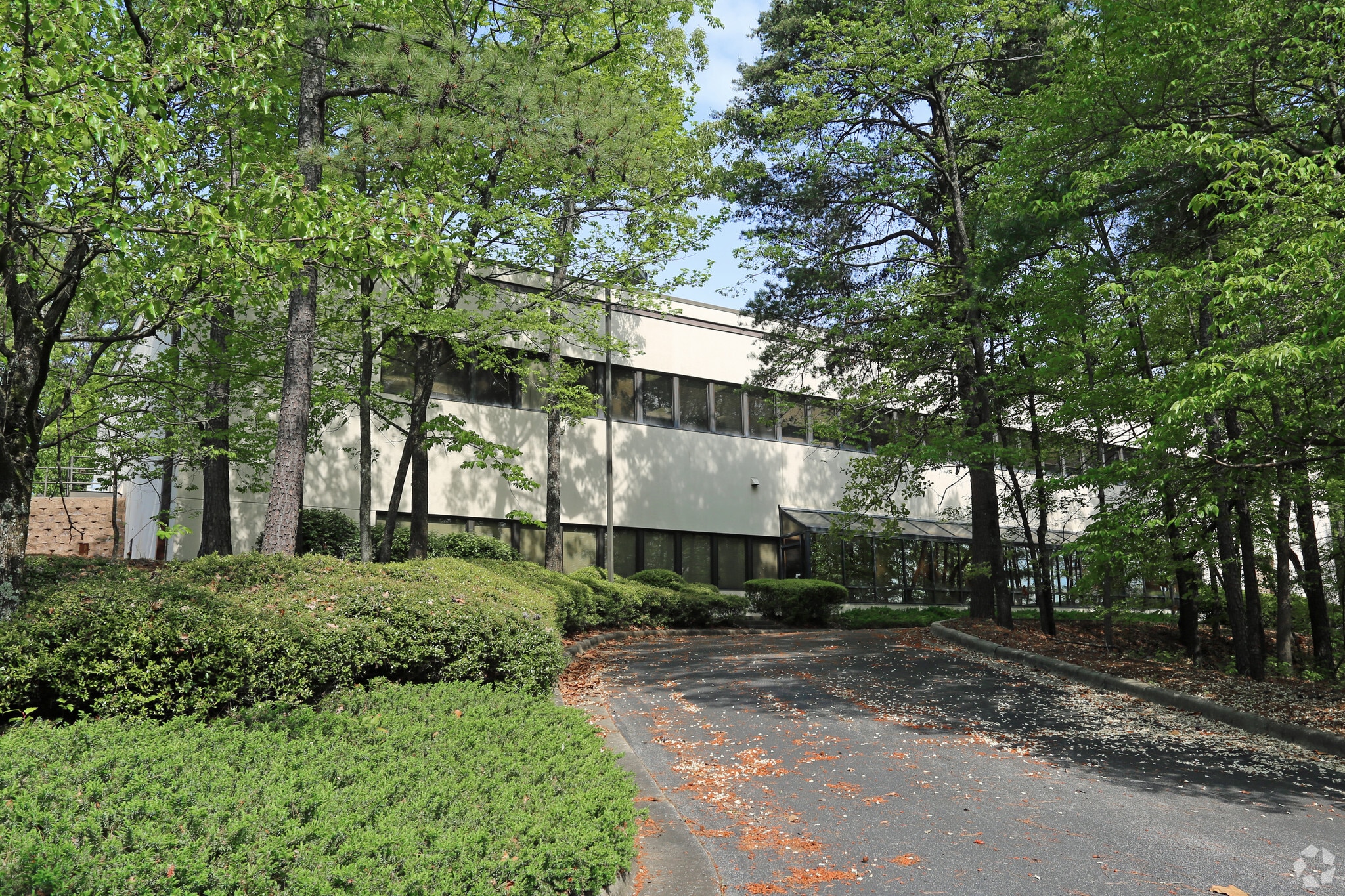 218 Summit Pky, Birmingham, AL à louer Photo principale– Image 1 sur 7