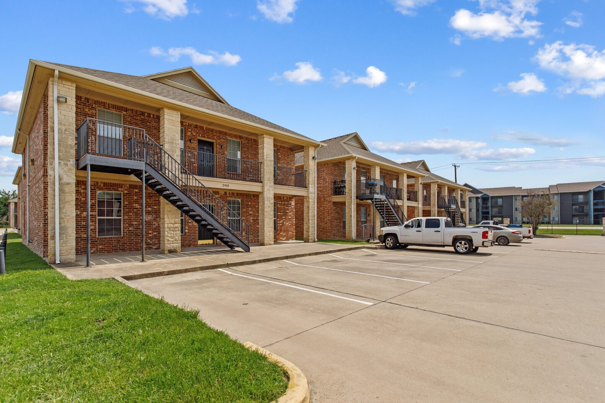 2406-2418 S University Parks Dr, Waco, TX à vendre Photo de l’immeuble– Image 1 sur 11