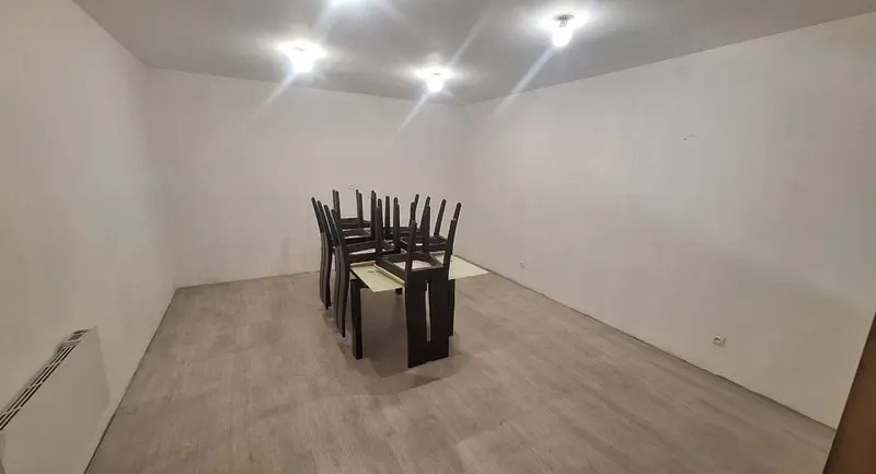 Bureau dans Le Cheylas à louer - Photo de l’immeuble – Image 3 sur 6