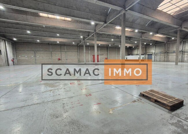 Plus de détails pour Industriel/Logistique à louer