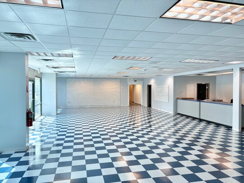 3303 Airline Blvd, Portsmouth, VA à vendre - Photo de l’immeuble – Image 2 sur 14