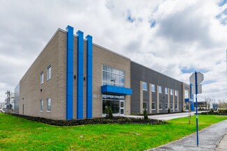 Plus de détails pour 315-317 Av Avro, Pointe-claire, QC - Industriel/Logistique à louer
