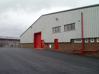Plus de détails pour 221 Kincraig Rd, Blackpool - Local d'activités à louer