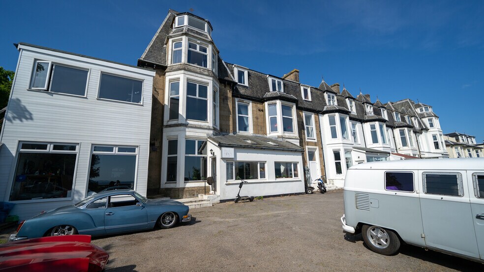 54 Victoria Parade, Dunoon à vendre - Photo de l’immeuble – Image 2 sur 14