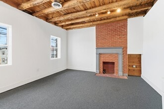 202 Main St, Reisterstown, MD à louer Photo intérieure– Image 1 sur 4