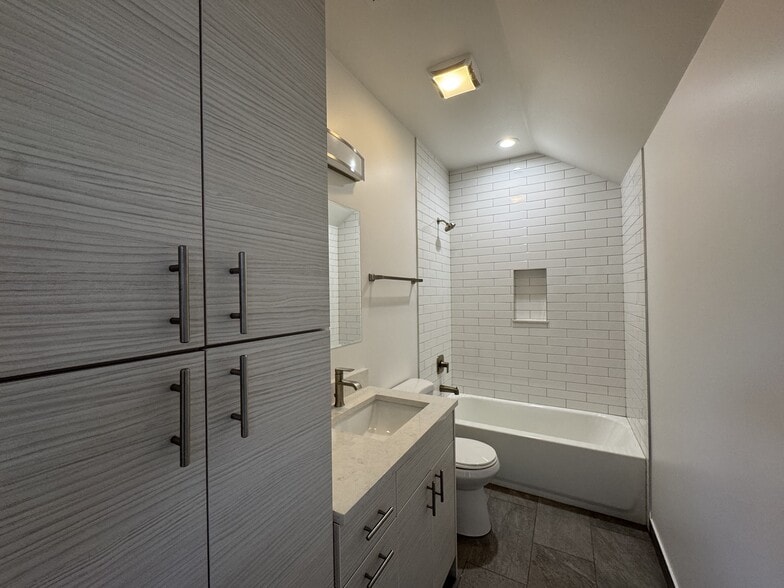 3648 S Paulina St, Chicago, IL à vendre - Photo intérieure – Image 3 sur 3