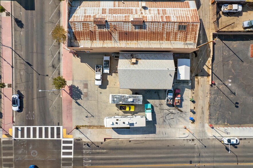 600 Center St, Taft, CA à vendre - Photo de l’immeuble – Image 2 sur 2