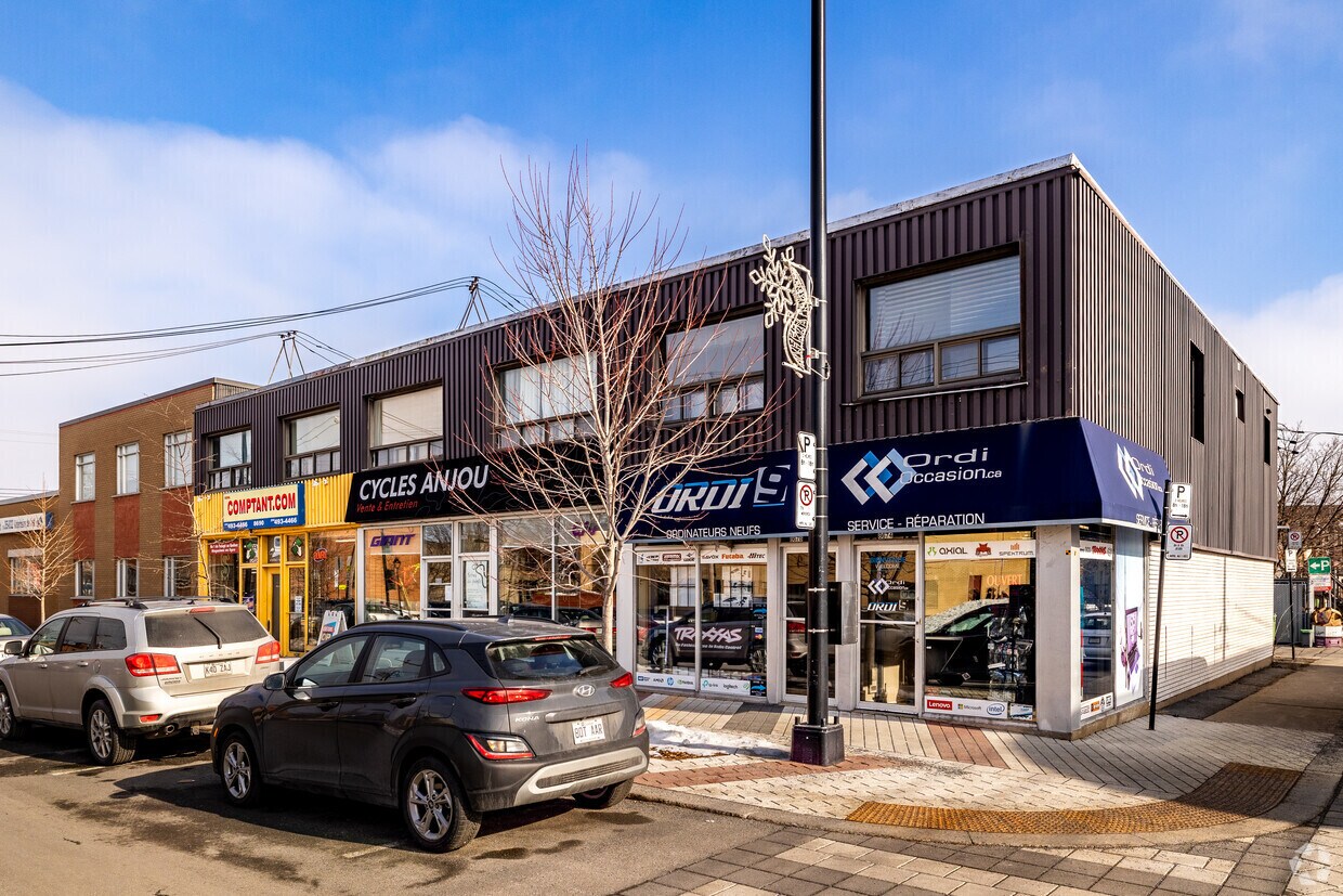 8682-8688 Av De Chaumont, Montréal, QC à vendre Photo de l’immeuble– Image 1 sur 2