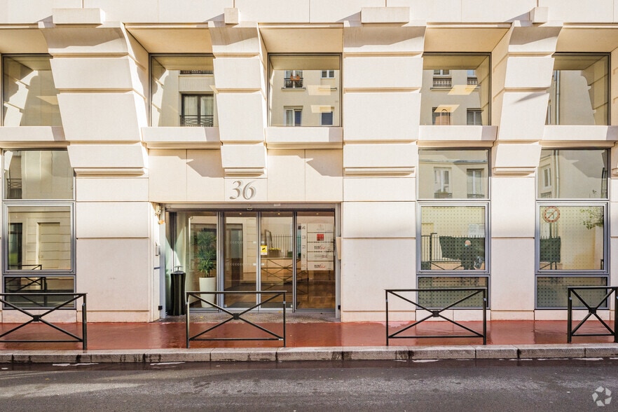 120 Rue Jean Jaurès, Levallois-Perret à louer - Photo de l’immeuble – Image 2 sur 4