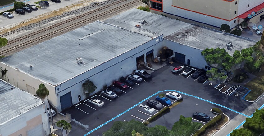 2601 SW 31st Ave, Hallandale Beach, FL à louer - Photo de l’immeuble – Image 2 sur 8