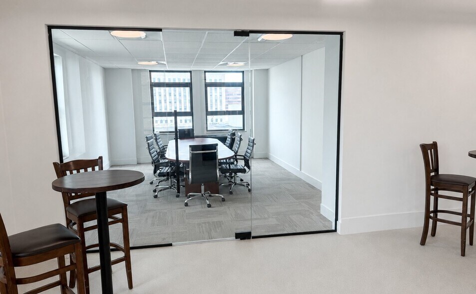 175 Main St, White Plains, NY à louer - Photo de l’immeuble – Image 3 sur 6