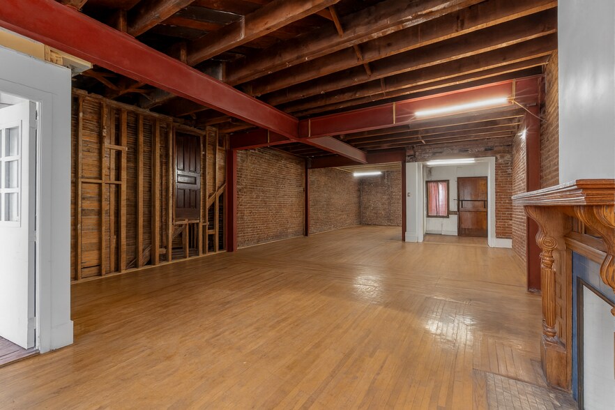 5258 Av Du Parc, Montréal, QC à vendre - Photo de l’immeuble – Image 2 sur 15