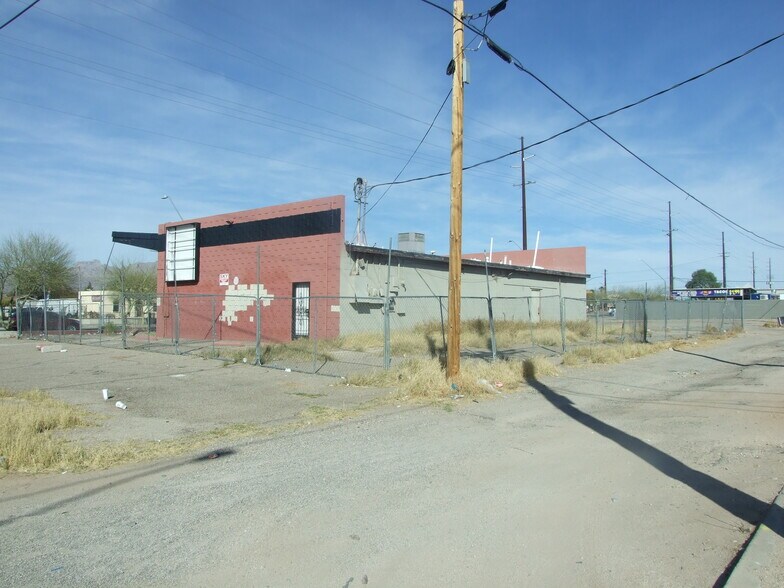 247 W Grant Rd, Tucson, AZ à vendre - Photo de l’immeuble – Image 3 sur 4