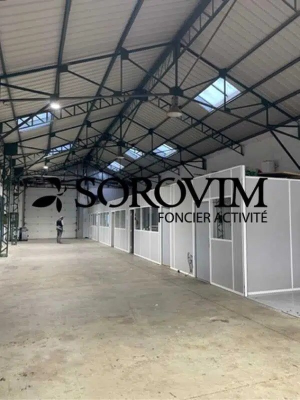 Plus de détails pour Local d'activités à louer