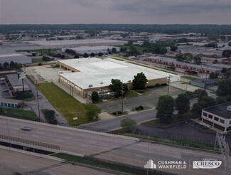 Plus de détails pour 24455 Aurora Rd, Bedford Heights, OH - Industriel/Logistique à louer