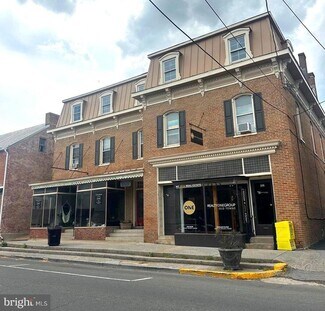 Plus de détails pour 121-125 N Main St, Woodstock, VA - Local commercial à vendre