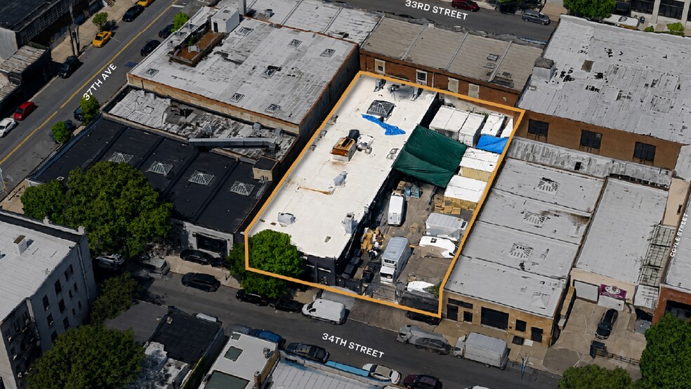 36-56 34th St, Long Island City, NY à louer - Photo de l’immeuble – Image 2 sur 2