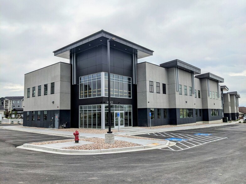 1642 E Spanish Fork Pky, Spanish Fork, UT à louer - Photo de l’immeuble – Image 2 sur 6