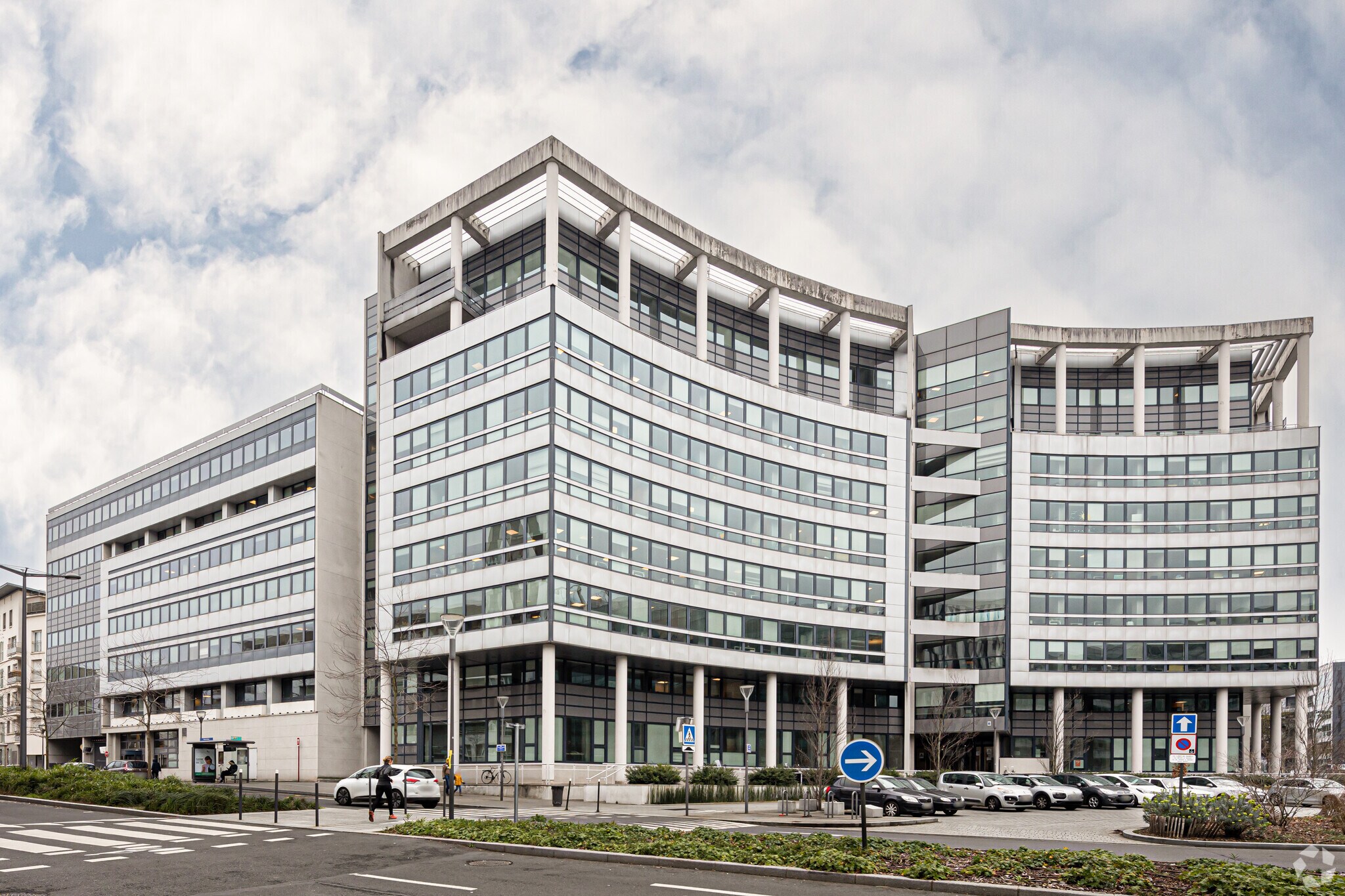 1-5 Avenue Carnot, Massy à louer Photo principale– Image 1 sur 12