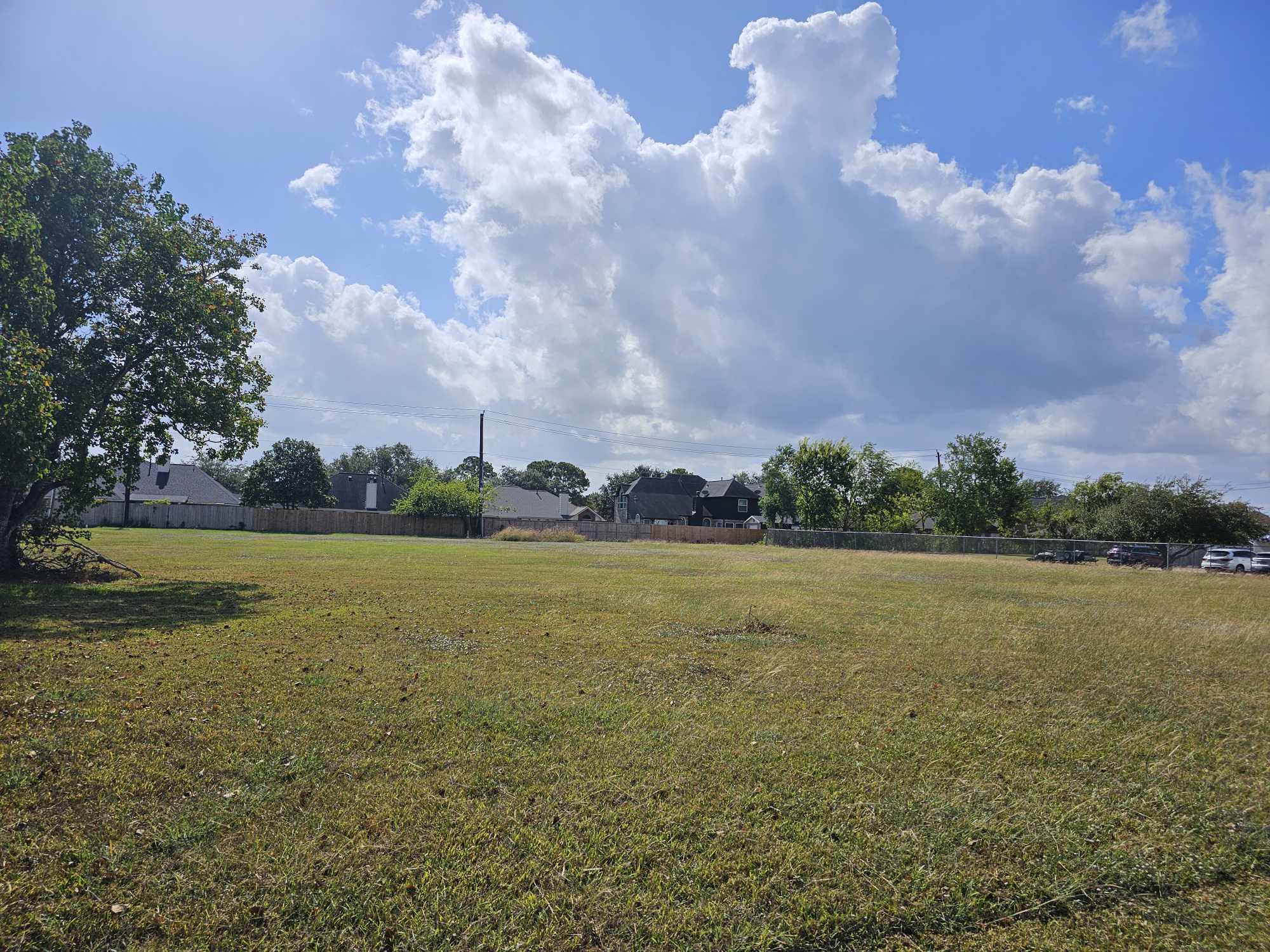 10926 Spencer Hwy, La Porte, TX à vendre Photo de l’immeuble– Image 1 sur 10