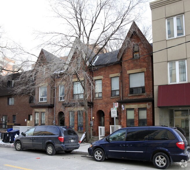 53 Mutual St, Toronto, ON à louer - Photo de l’immeuble – Image 2 sur 3