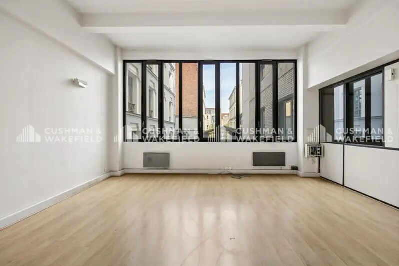 Bureau dans Paris à louer - Photo de l’immeuble – Image 2 sur 15