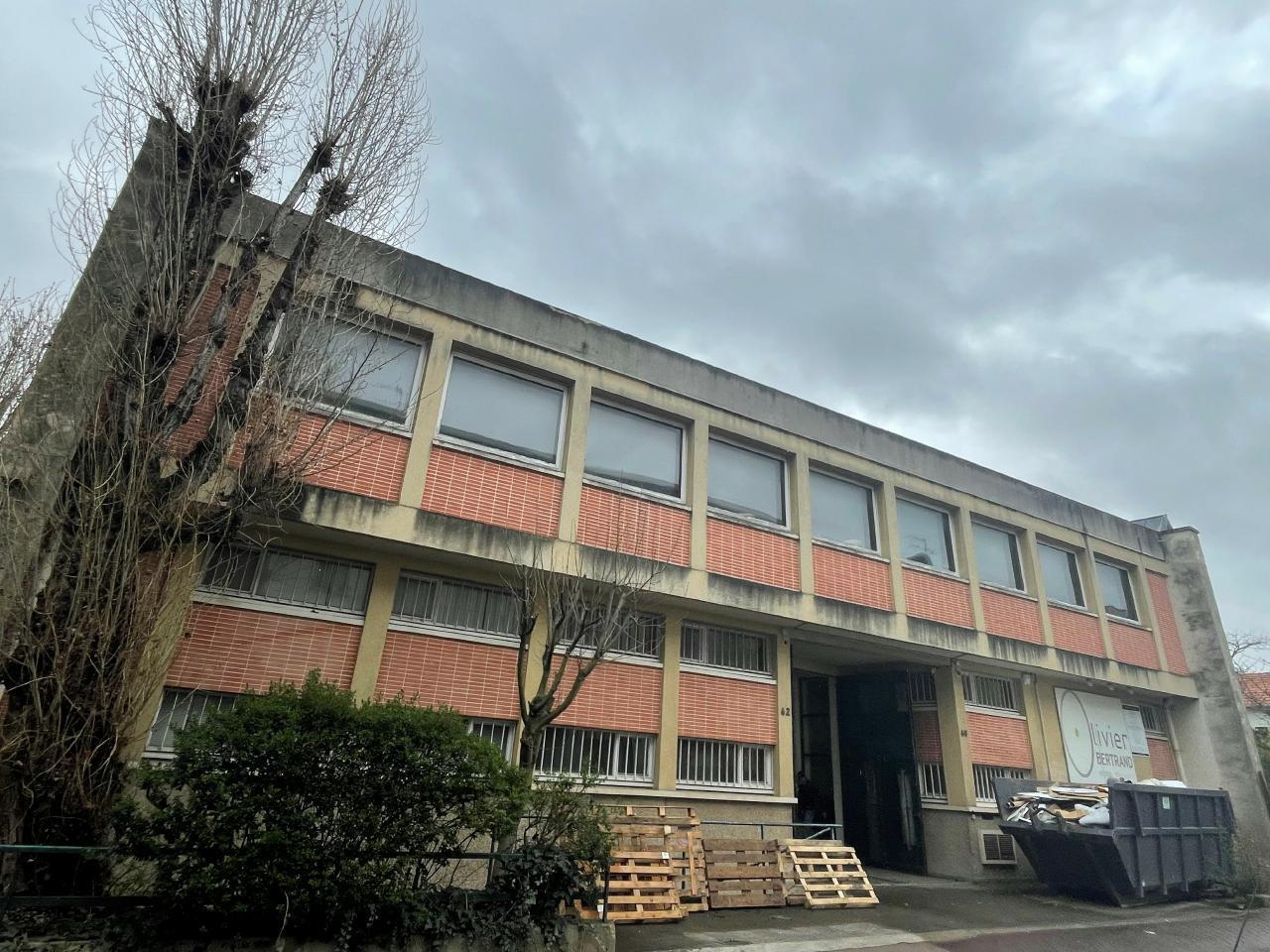 Bureau dans Clamart à louer Photo de l’immeuble– Image 1 sur 11
