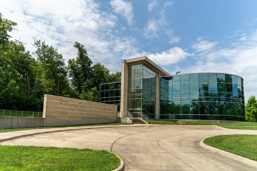1 Peregrine Way, Cedar Falls, IA à vendre - Photo de l’immeuble – Image 2 sur 75