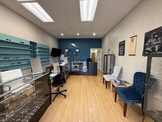 Plus de détails pour 7881 Santa Monica Blvd, West Hollywood, CA - Local commercial à louer