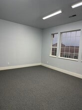 2708-2722 S Redwood Rd, Salt Lake City, UT à louer Photo intérieure– Image 2 sur 5