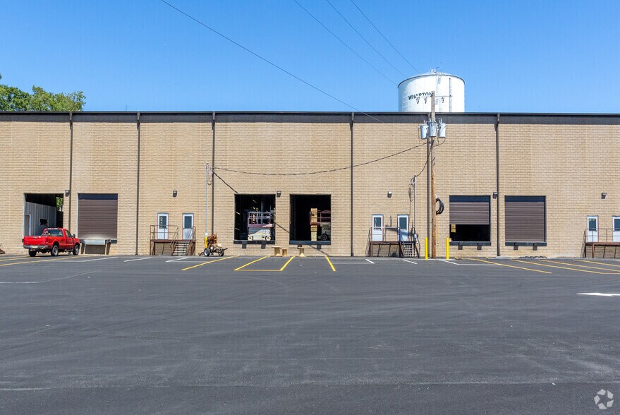 105 W Dewey Ave, Wharton, NJ à louer - Photo de l’immeuble – Image 2 sur 8