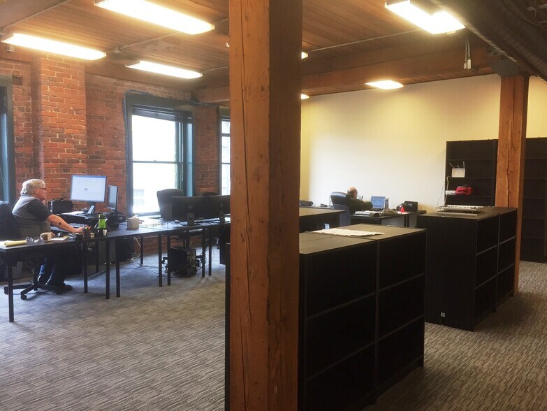 80 Yesler Way, Seattle, WA à louer - Photo intérieure – Image 3 sur 5
