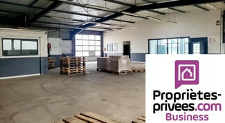 Plus de détails pour Local d'activités à louer