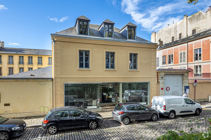Bureaux/Local commercial dans Versailles à louer - Photo de l’immeuble – Image 1 sur 2