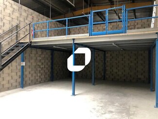 Plus de détails pour Bureau, Local d'activités à louer