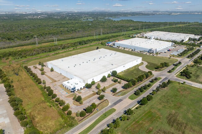 Plus de détails pour 4715 Mountain Creek Pky, Dallas, TX - Industriel/Logistique à louer