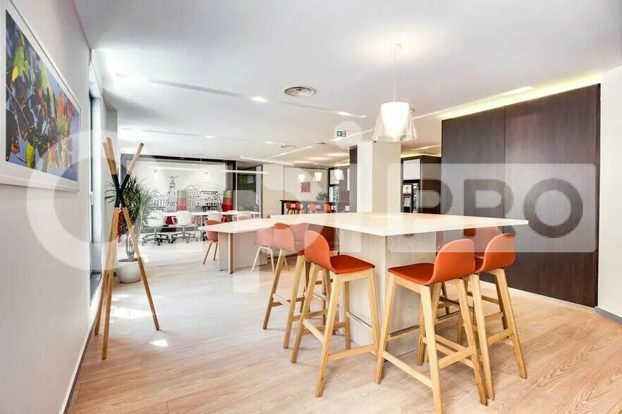 Bureau dans Nice à louer - Photo de l’immeuble – Image 3 sur 6
