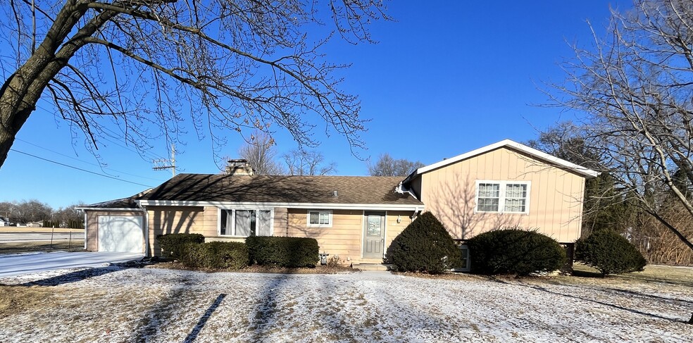 260 Calumet St, Oswego, IL à vendre - Photo principale – Image 2 sur 62