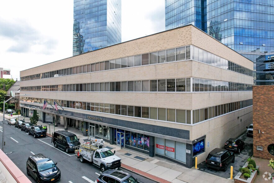 55 Church St, White Plains, NY à louer - Photo de l’immeuble – Image 3 sur 3