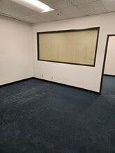 16360 Monterey Rd, Morgan Hill, CA à vendre Photo intérieure– Image 2 sur 6