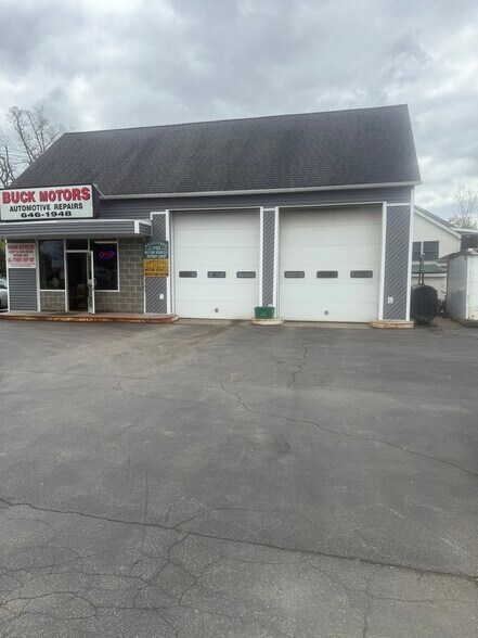 4545 Clark St, Hamburg, NY à vendre - Photo de l’immeuble – Image 2 sur 9