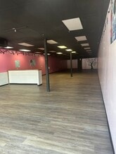 1721-1751 State Rd, Cuyahoga Falls, OH à louer Photo intérieure– Image 2 sur 3