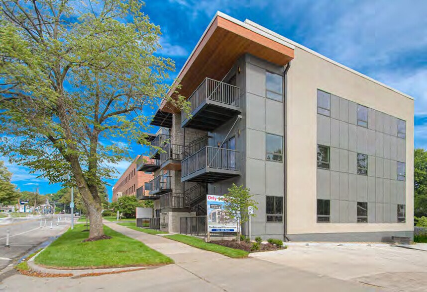 200 W Gregory Blvd, Kansas City, MO à vendre - Photo de l’immeuble – Image 3 sur 10