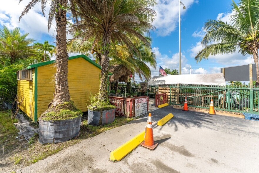 20425 SW 177th Ave, Miami, FL à vendre - Photo de l’immeuble – Image 2 sur 26