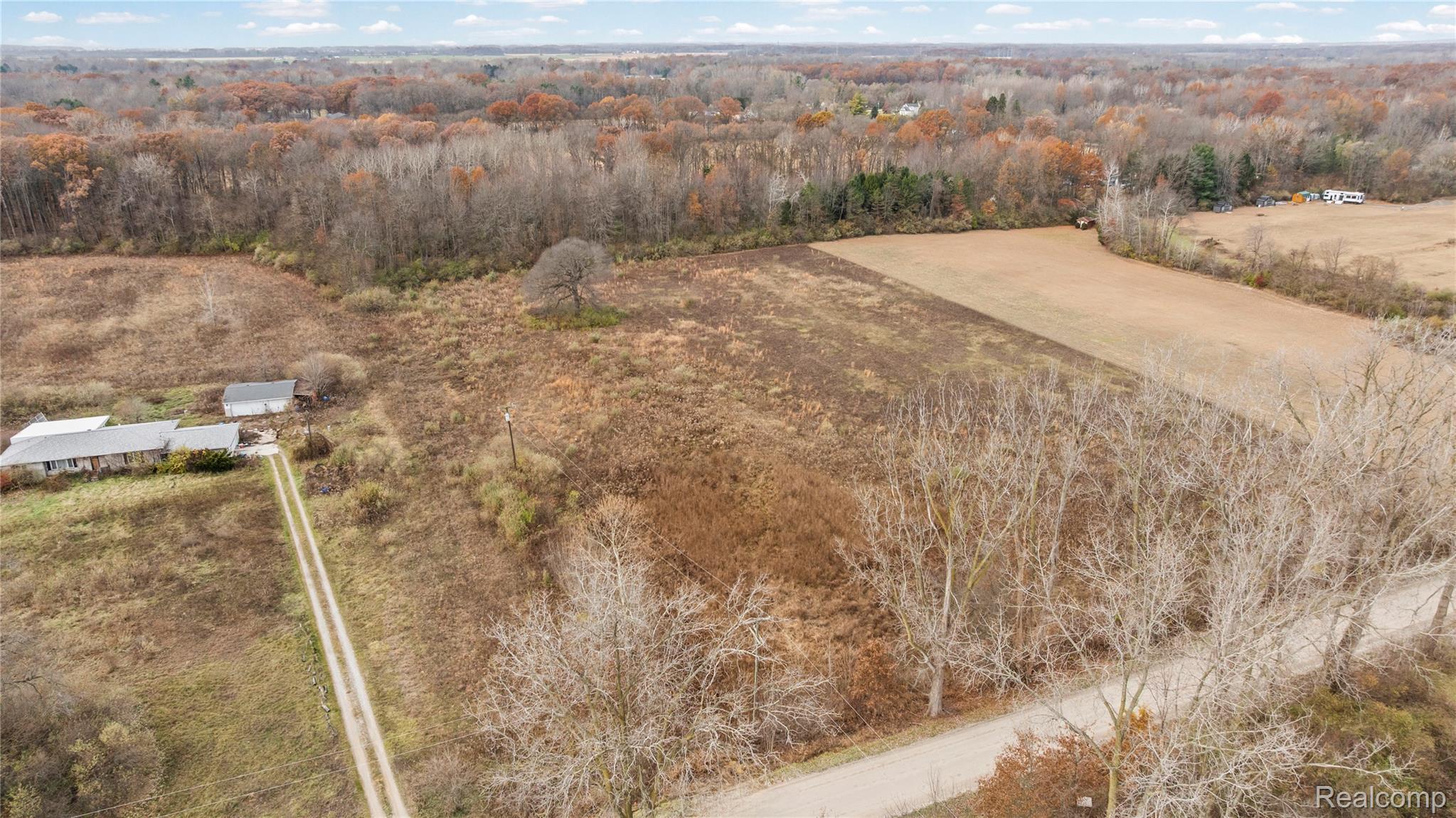 000 Tuttle Hill Rd, Maybee, MI à vendre Photo principale– Image 1 sur 4
