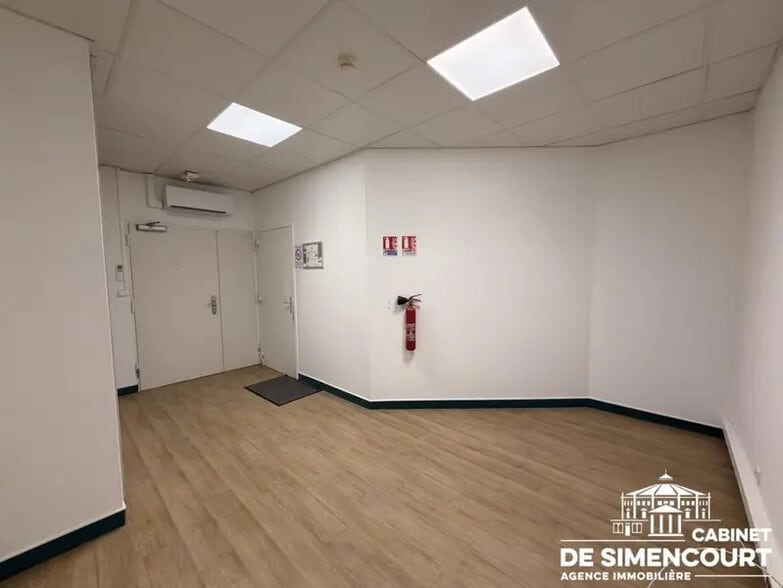 Bureau dans Amiens à louer - Photo intérieure – Image 2 sur 4